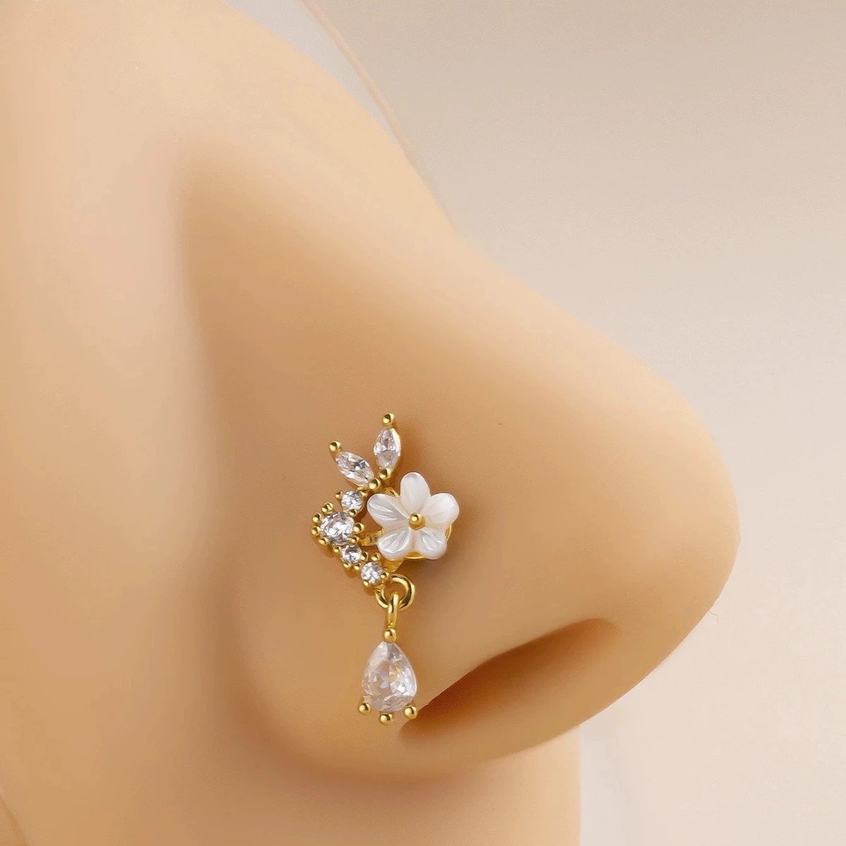 Anneau de nez fleur dorée avec - Body Jewelry Nose Ring avis et prix