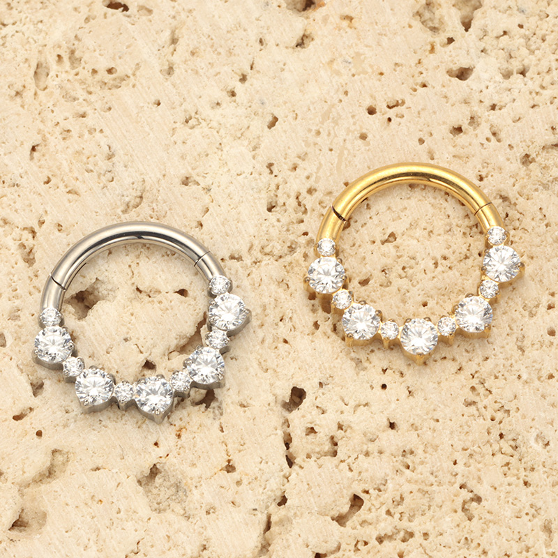 ASTM F136 TItanium Daith Click - Zoor Body Jewelry avis et prix